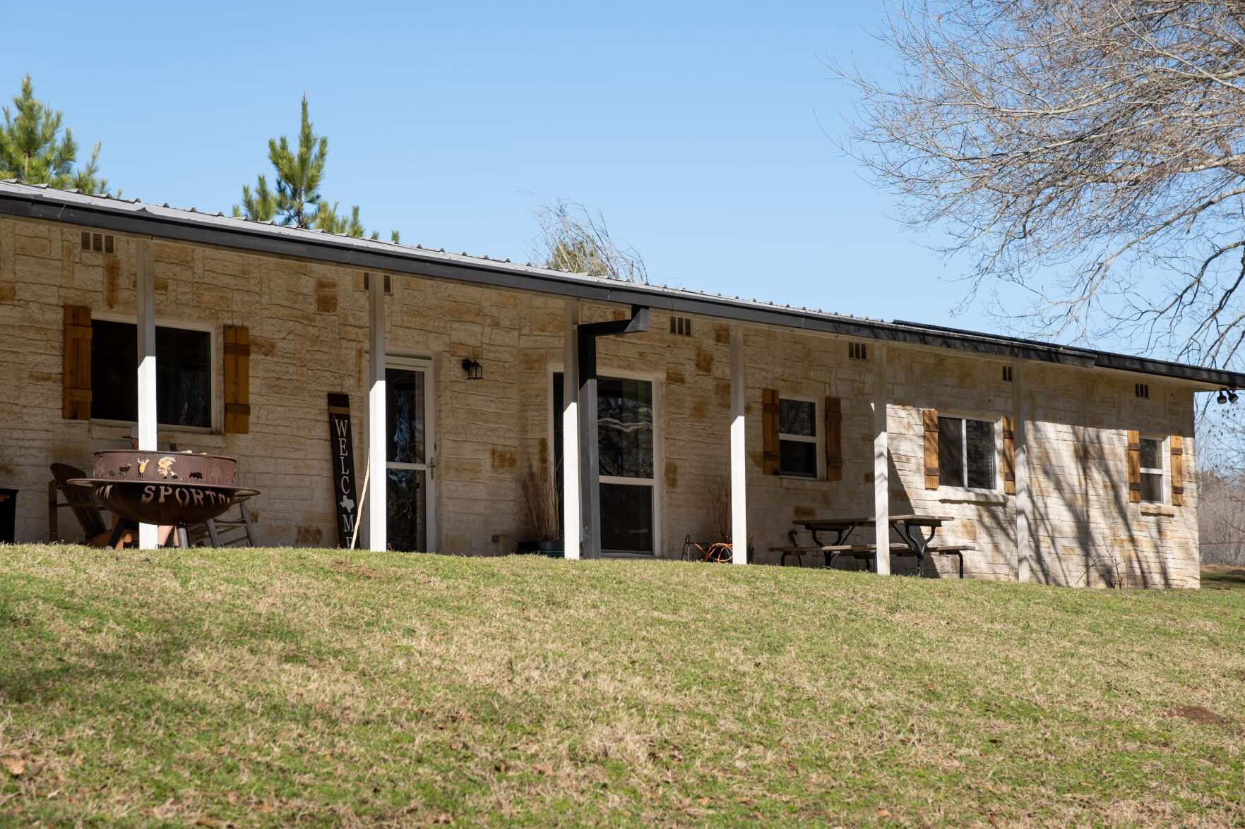 Shadow Ranch